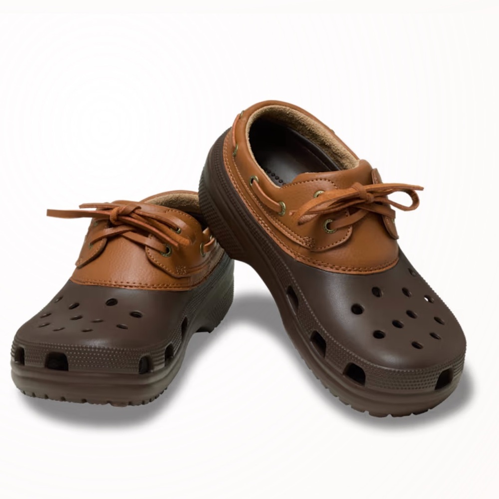 ✨CROCS Brown Inslanders✨